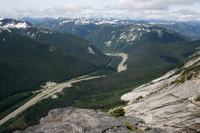 Smartphone Audio Driving Tour between Kamloops and Vancouver - Hope Slide and Hope town: when the trivia turns into a warning story