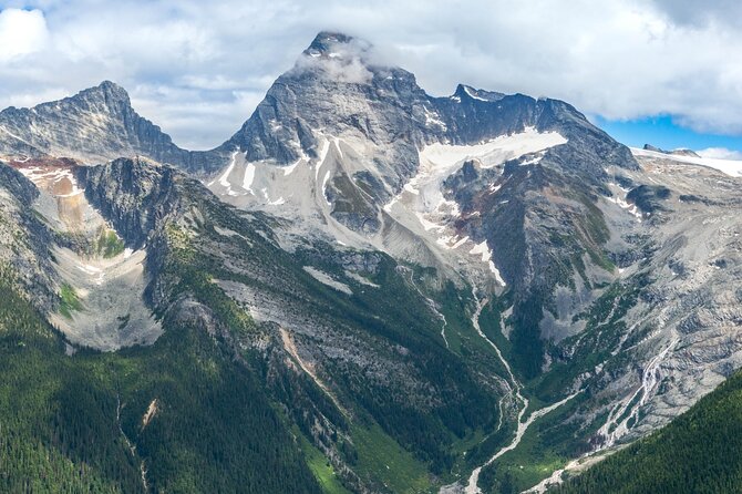 Smartphone Audio Driving Tour between Kamloops & Revelstoke - Who should book this Kamloops to Revelstoke audio drive