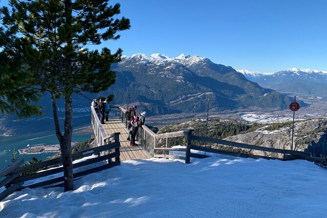 Snowshoeing at The Top of The Sea to Sky Gondola - The Sky Pilot suspension bridge: photos before you hike
