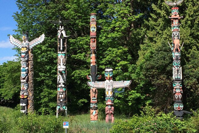 Stanley Park & Downtown - Vancouver Bike Tours - Getting rolling at English Bay Bike Rentals (and what to expect first)