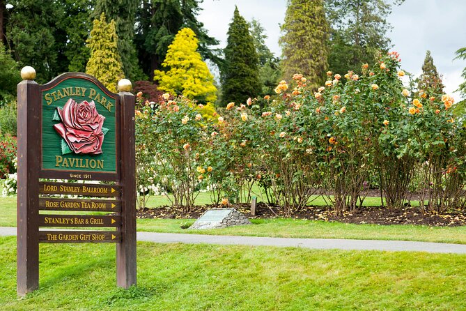 Stanley Park Highlights 2.5 Hour Walking Tour - Stop 2: Rose Garden, 3,500 bushes, and a calmer breath