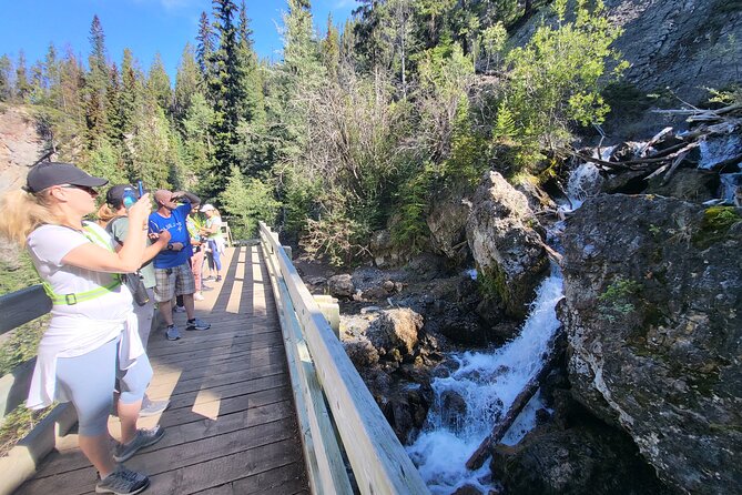 Sundance Canyon eBike and Hike Guided Tour - Guides make this tour feel small and safe