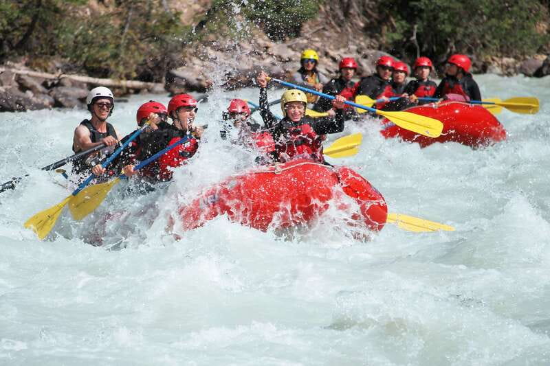 Sunwapta Challenge Whitewater Rafting in Jasper - Wildlife Chances: Water, Mountains, and a Real Park Setting
