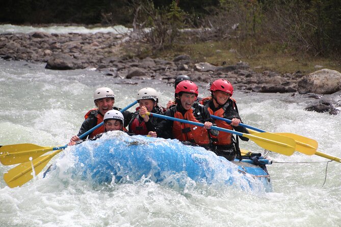 Sunwapta River Self-Drive Rafting Trip - How the six-person raft changes your experience