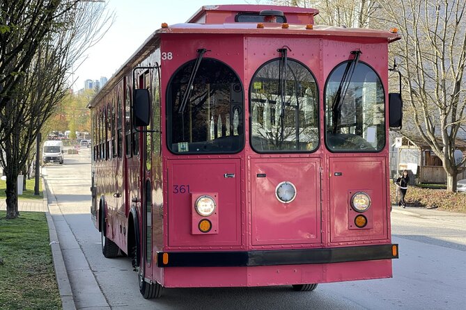 Taylor Swift Karaoke Sing Off Trolley Tour - Key Things to Know Before You Go