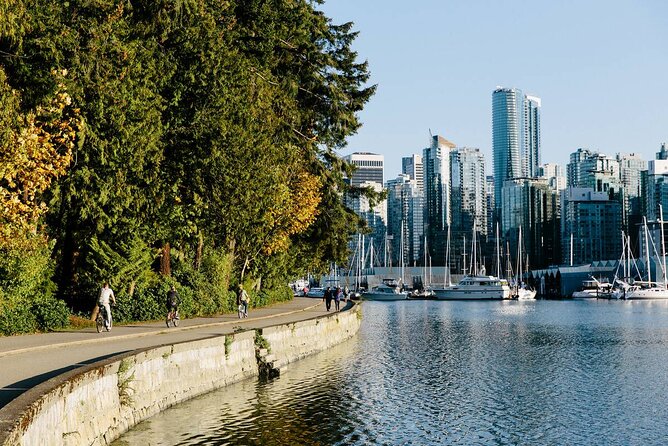 Taylor Swift Karaoke Sing Off Trolley Tour - Stop 5: Robson Street, BC Place, and Rogers Arena