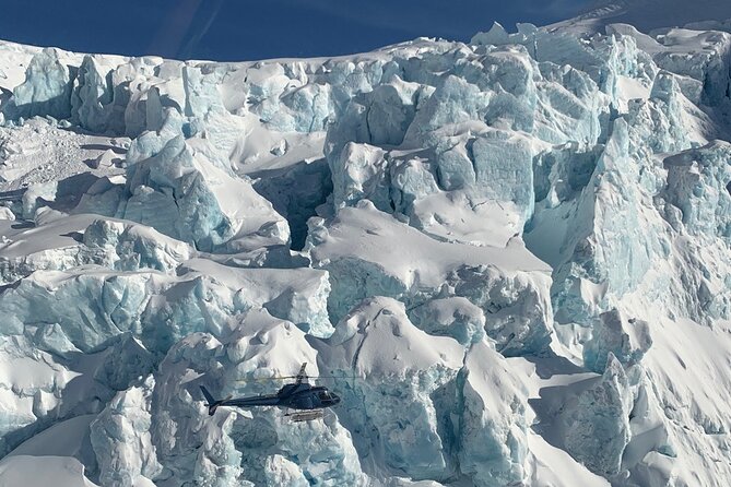 The Sea to Sky Helicopter Sightseeing Tour - The pilot experience, plus what the headsets really do