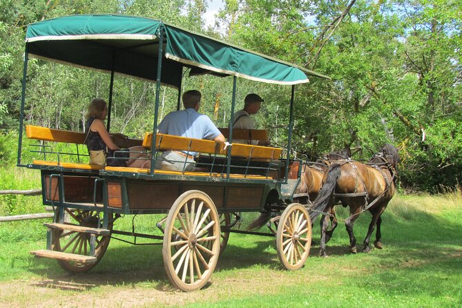 The Ultimate Anne of Green Gables Private Tour - Lucy Maud Montgomery’s birthplace: brief stop, big payoff