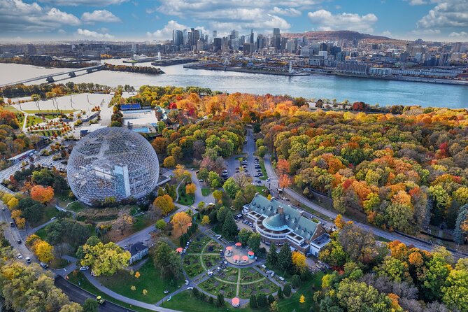The Ultimate Montreal Boat Tour – Fall Colors Apéro Edition - The boat ride feel: small, fast, and very “river”