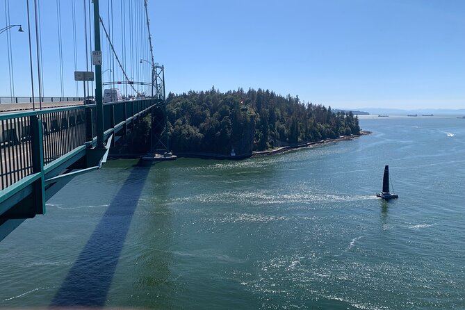 The Ultimate Stanley Park E-Bike Tour - Hallelujah Point and Siwash Rock: the viewpoints you will want to photograph