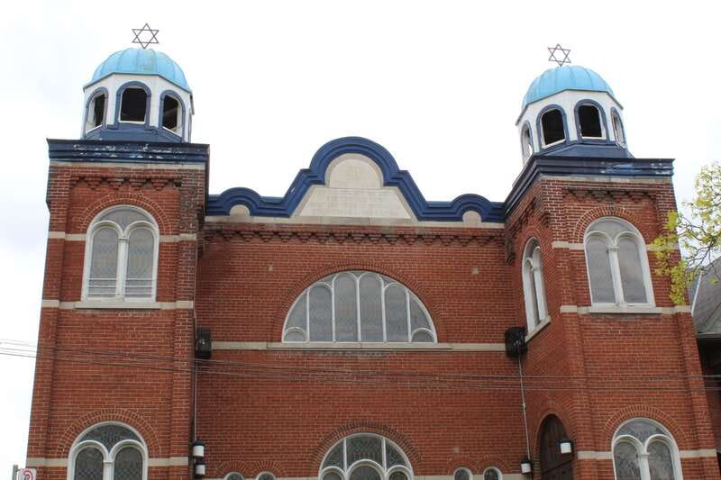 Toronto: 2-Hour Kensington Market Chinatown Walking Tour - Kensington Market: Canada’s melting pot, step by step