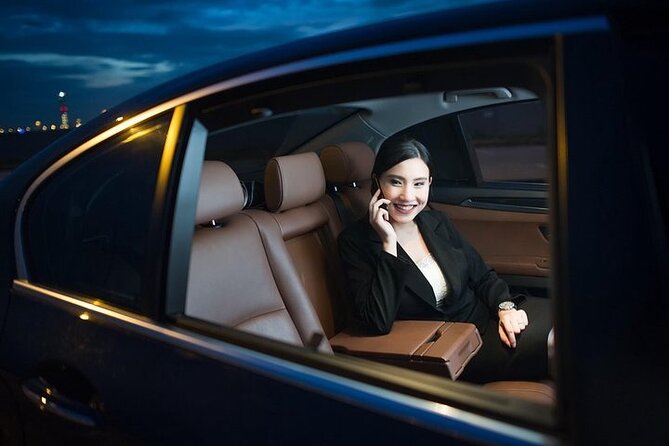 Toronto Airport Private Arrival Transfer-YYZ to Toronto Downtown - Value for the Money: Why This Can Be Worth It