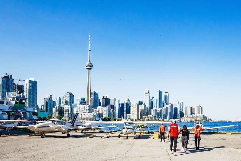 Toronto: City Sightseeing Helicopter Tour - Check-In, Safety Briefing, and Why the Small Group Size Helps