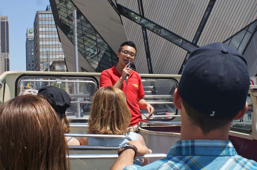 Toronto City Tour: 2-Hour Open-Top Experience - Starting at Yonge-Dundas Square: The Easy Beginning