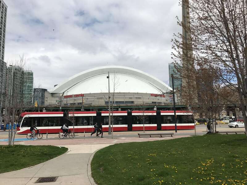 Toronto: City Walking Tour - Starting Under Roy Thomson Hall in the Entertainment District