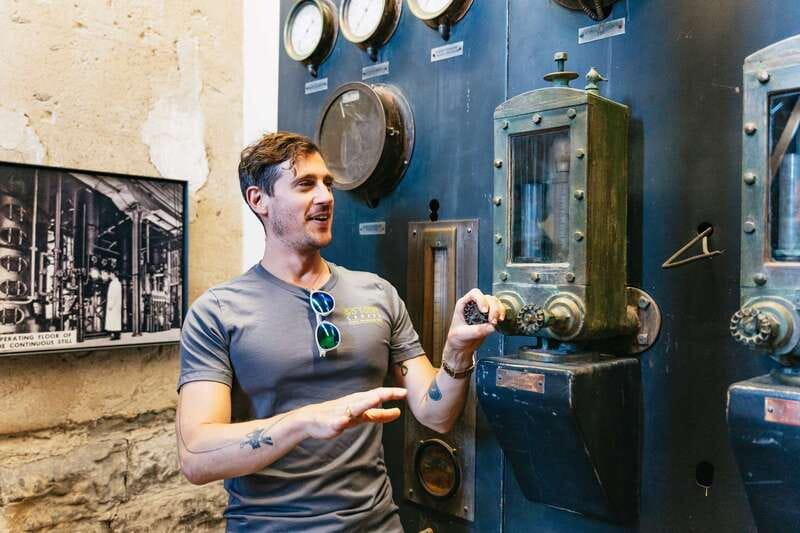 Toronto: Distillery District Historic Walking Tour - The one-hour format: fast, focused, and designed to leave you wanting more