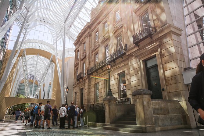 Toronto Essentials Tour: Old Town & Downtown Highlights (PWYC) - Getting Oriented Fast at Union Station’s Great Hall