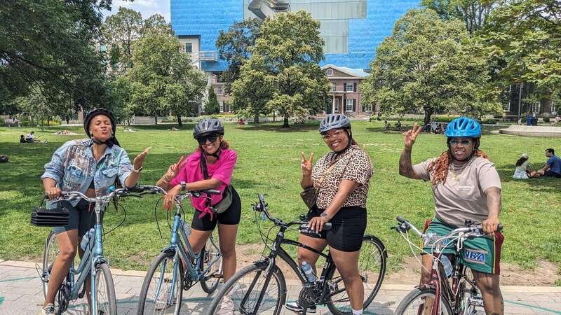 Toronto: Heart of Downtown 3.5-Hour Bike Tour - Key moments that make this ride worth your time