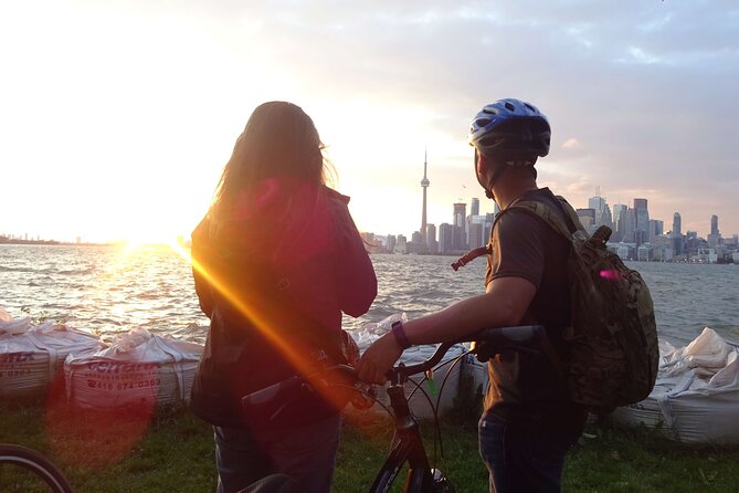 Toronto Islands Morning Bike Tour - Meeting at 124 St Patrick St and the Small-Group Start