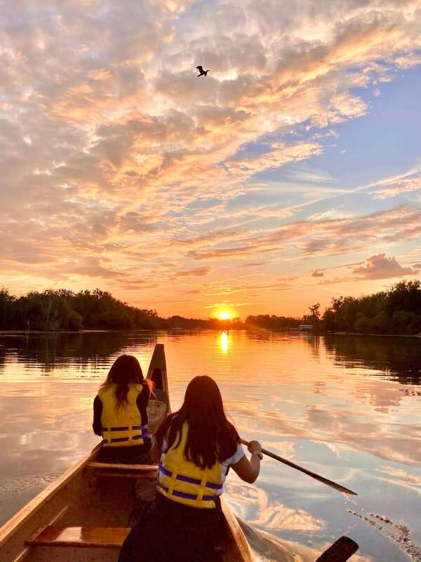Toronto Islands: Sunset Canoe Tour - Why sunset canoeing on Toronto Islands feels different