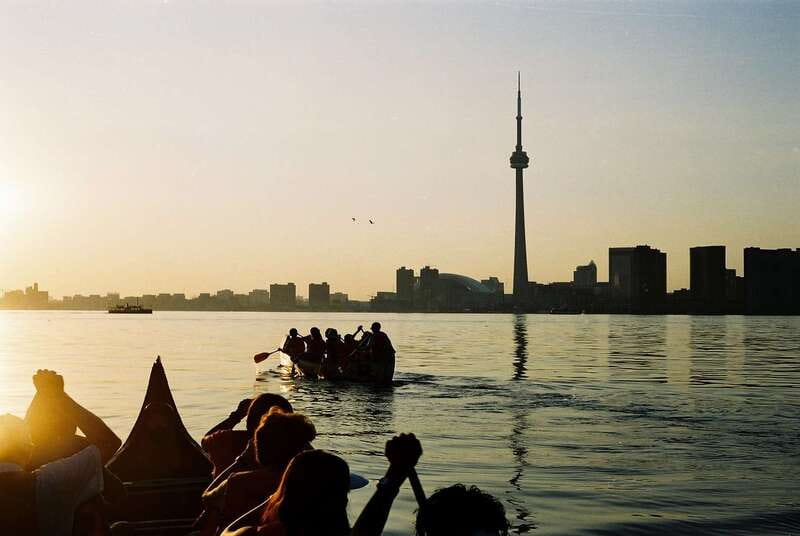 Toronto Islands: Sunset Canoe Tour - The Voyageur-style canoe: stability and teamwork basics