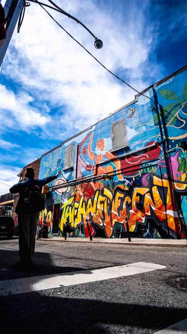 Toronto: Must Do NonTouristy Street Art Tour by local Artist - Key things to know before you go