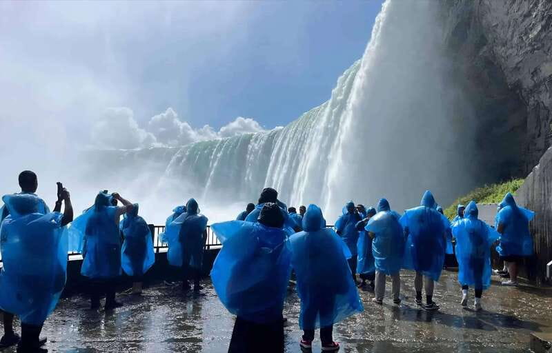 Toronto: Niagara Falls, Boat Ride & Journey Behind the Falls - Key things that make this Niagara day tour worth it
