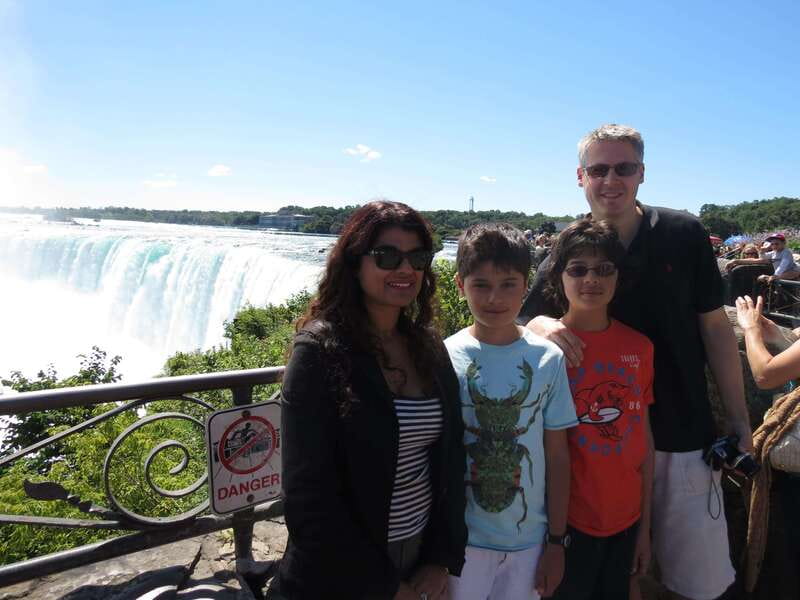 Toronto: Niagara Falls Day Tour with Boat Option - Getting picked up in Toronto, then steering straight to Niagara