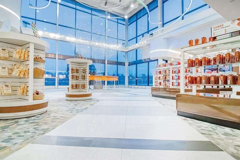 Toronto: Niagara Falls Day Tour with Niagara City Cruise - Key things to love about this Niagara Falls day tour