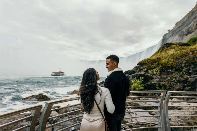 Toronto: Niagara Falls Day Tour with Niagara City Cruise - How the Toronto to Niagara coach day stays painless