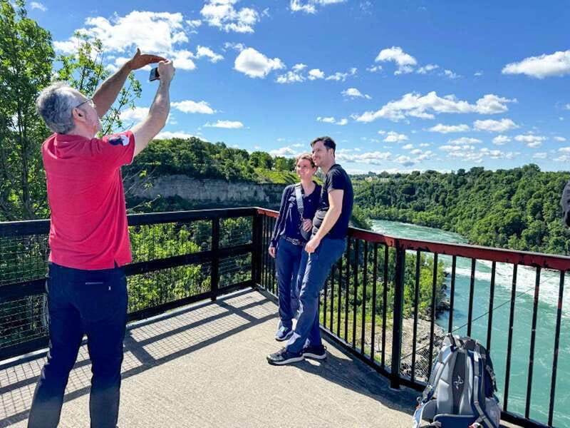 Toronto: Niagara Falls Day Tour with Optional Boat Cruise - Niagara Falls free time: how to use your 3 hours