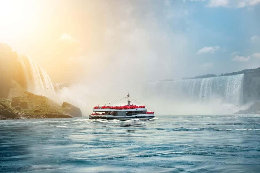 Toronto: Niagara Falls & NOTL Heritage Town Guided Day Tour - From 55 Bremner Blvd to Niagara Parkway: getting there with a guide