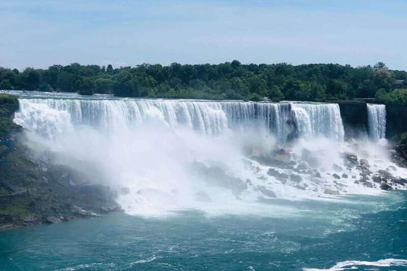 Toronto: Niagara Falls Tour with Boat and Lunch - Secret Garden Lunch and Maple Syrup Tasting