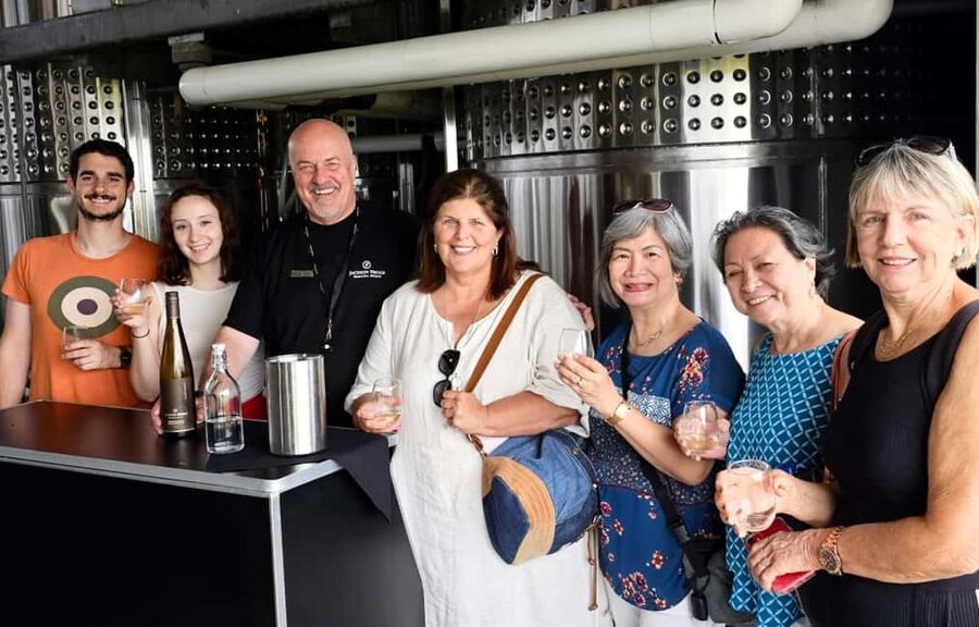 Toronto: Niagara-on-the-Lake, Wine Tasting & Chocolate Tour - Who this Toronto wine and chocolate day trip suits best