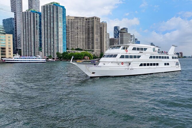 Toronto Premier Brunch Cruise on Odyssey in Toronto Harbour - The cruise route: what those harbourfront loops feel like