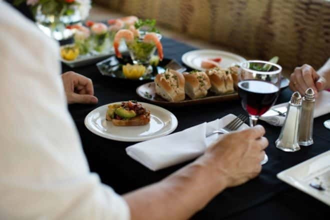 Toronto: Premium Harbor Cruise with Lunch, Brunch, or Dinner - Meal Setup That Feels Like Dining, Not Food Service