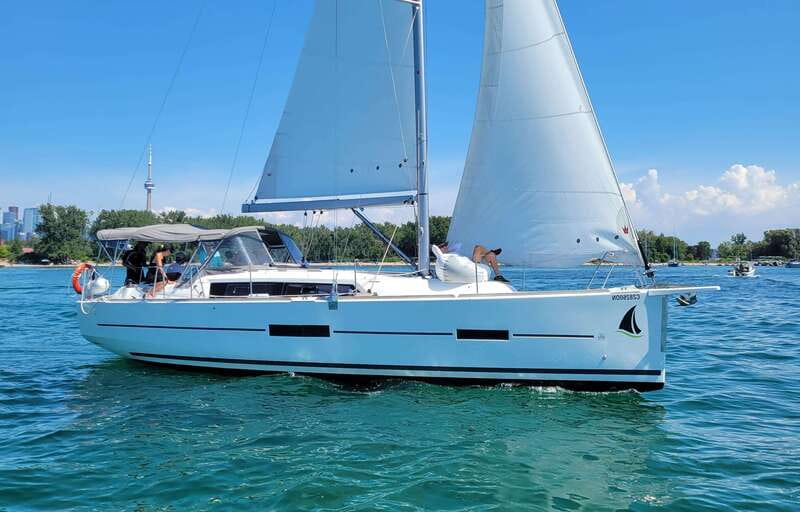 Toronto: Sailing Yacht Cruise of Toronto Harbor and Islands - Comfort on a 41’ Sailing Yacht (And the Barefoot Part)