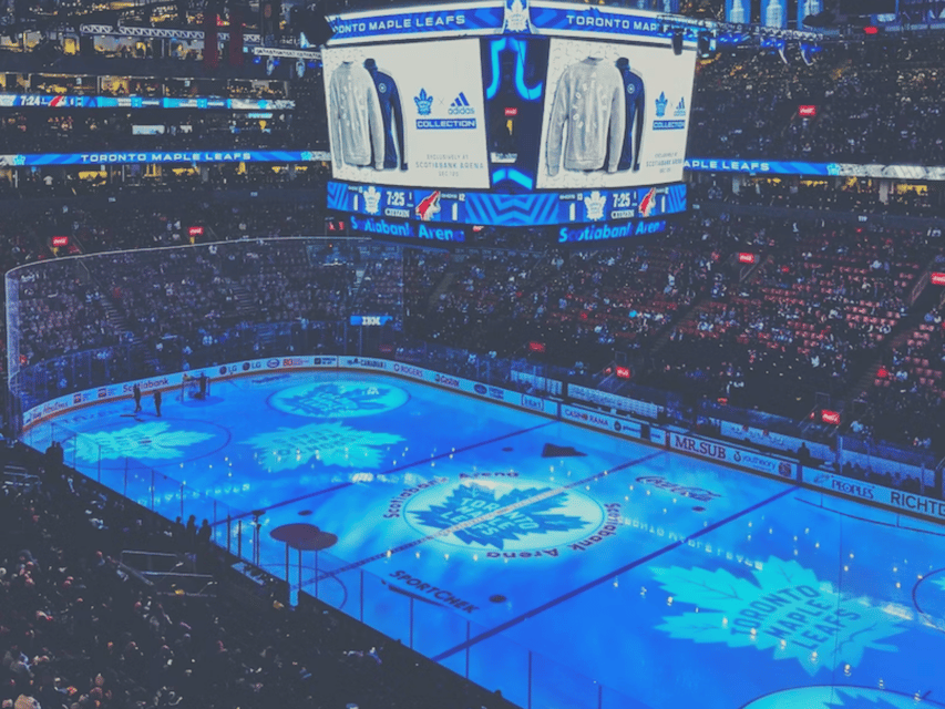 Toronto: Toronto Maple Leafs Game Ticket at Scotiabank Arena - Getting In Smoothly: Gate Entry, QR Code Confusion, and Email Checks