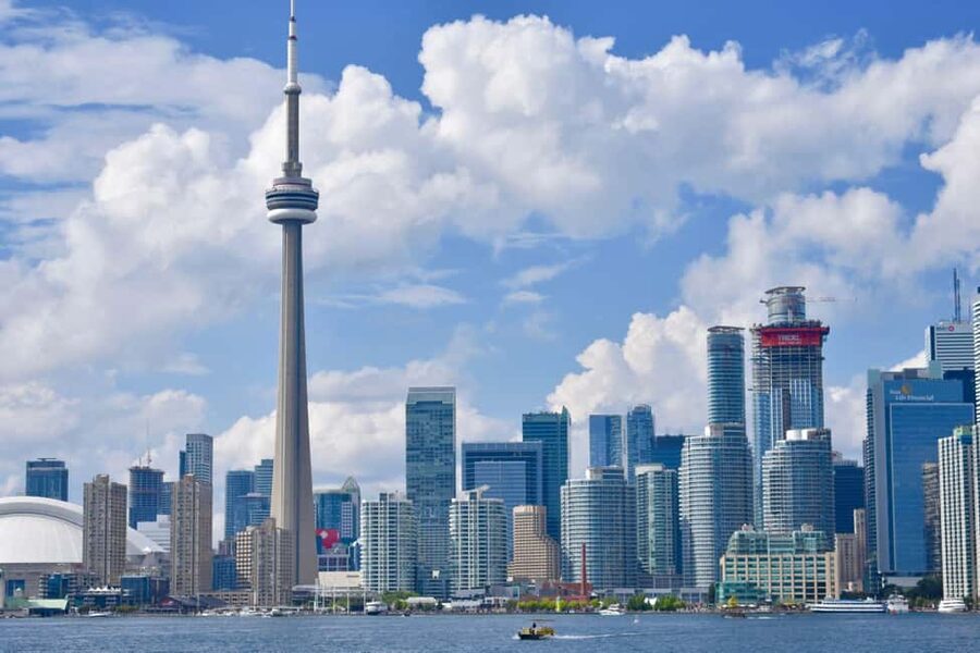 Toronto: True Tales of Toronto Harbour Audio Boat Tour - Finding TDot Water Taxi near Yonge Street, without stress