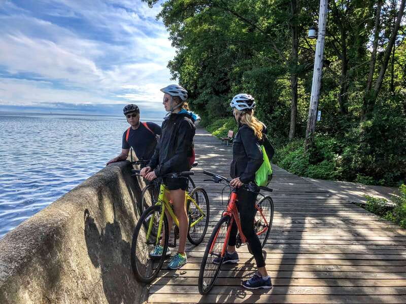 Toronto Waterfront and Islands Guided Bicycle Tour - The Ferry Ride to Toronto Islands: Short Trip, Big Mood Shift