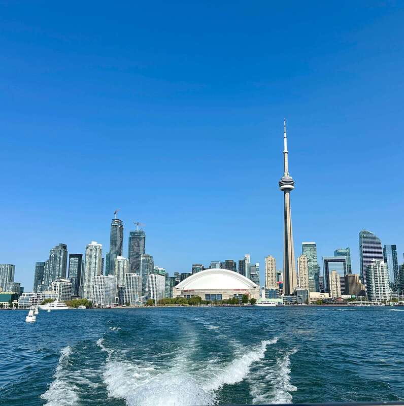 Toronto Waterfront and Islands Guided Bicycle Tour - Toronto Islands Time: Easy Biking and Scenic Views