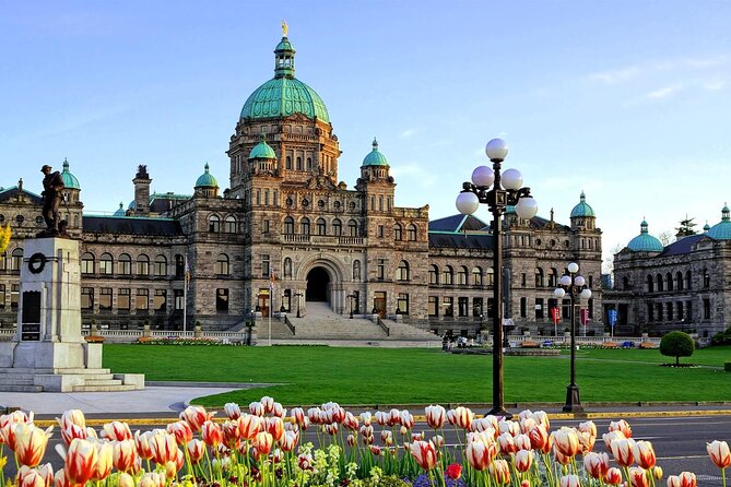 Tour of Butchart Gardens and Victoria from Vancouver - Meeting Point, 6:00 am Pickup, and Why the Morning Sets the Tone