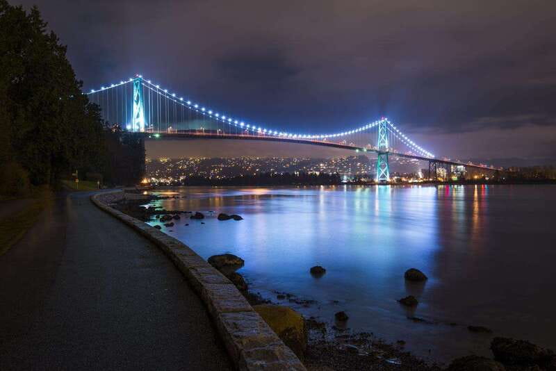 Vancouver: Attractions by Twilight Guided Tour with Dinner - Price and value: what $262 is buying you