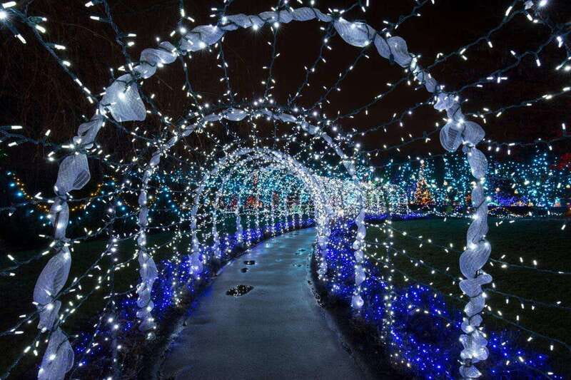 Vancouver Christmas Lights Karaoke Trolley Tour - The holiday route, stop by stop lights you can actually enjoy