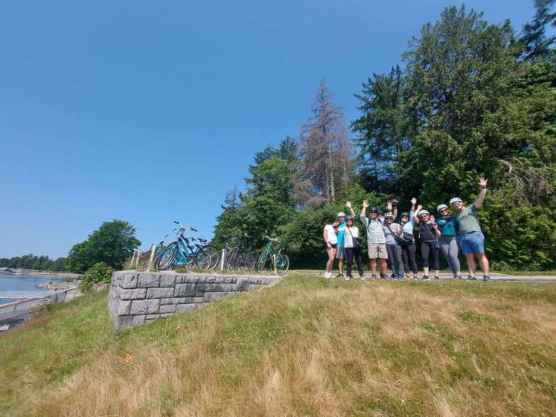Vancouver: City Bike Tour | E-Bike Upgrade Avail. | 4-Hours - Granville Island’s Maker Energy, Art and People-Watching in 30 Minutes