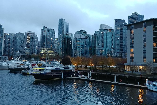 Vancouver City Highlights Explorer Private Tour - Vancouver Public Library, BC Place, and Rogers Arena Stops