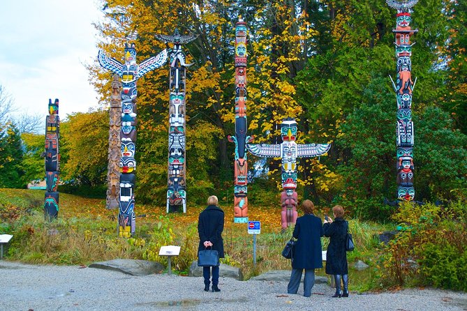 Vancouver City & Lookout Tour and Option to Add Airport Drop Off - Robson Street passing views and the shopping food shortcut