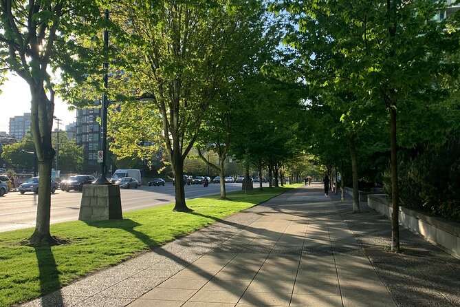 Vancouver City Private Tour - Guide quality matters, and the good ones really help