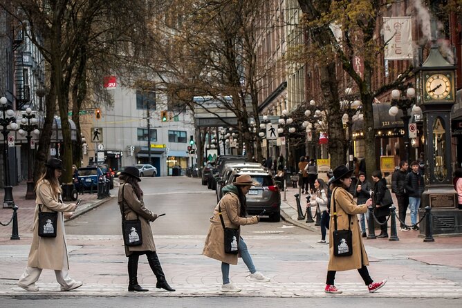 Vancouver City Sightseeing Adventure: a murder mystery in Gastown - Small groups, scoring, and why the puzzles feel fair