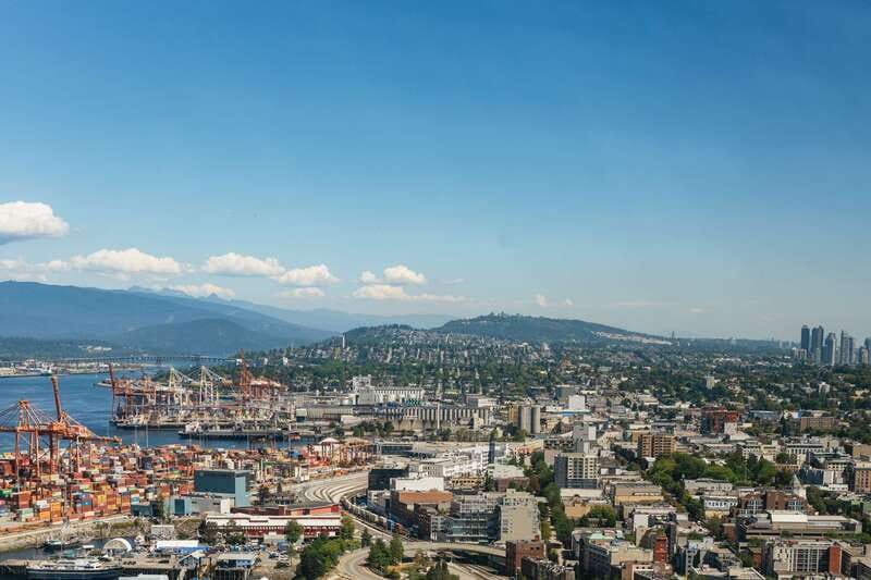 Vancouver: Entry Ticket for the Vancouver Lookout - Timing matters: open 10 AM to 6 PM, last elevator up 5:30 PM